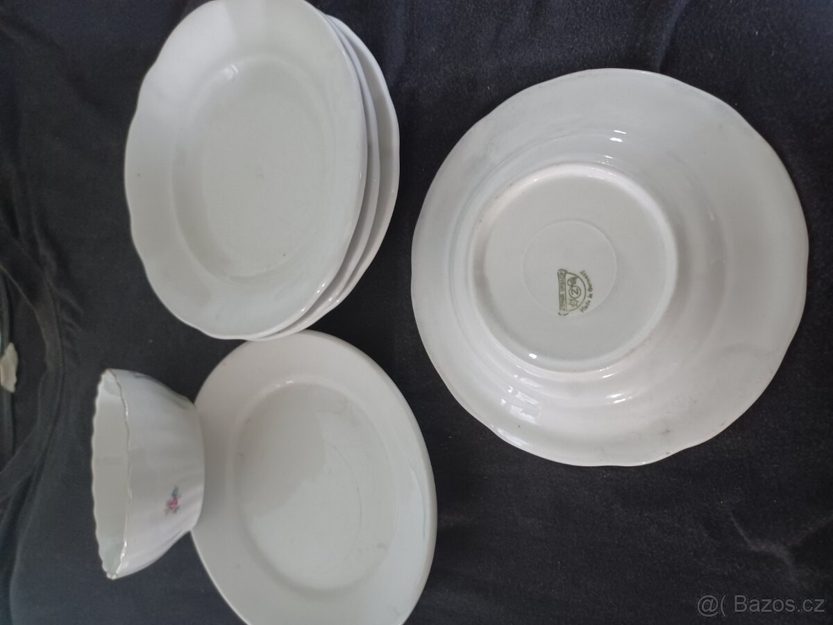 Porcelánový jídelní servis - 13