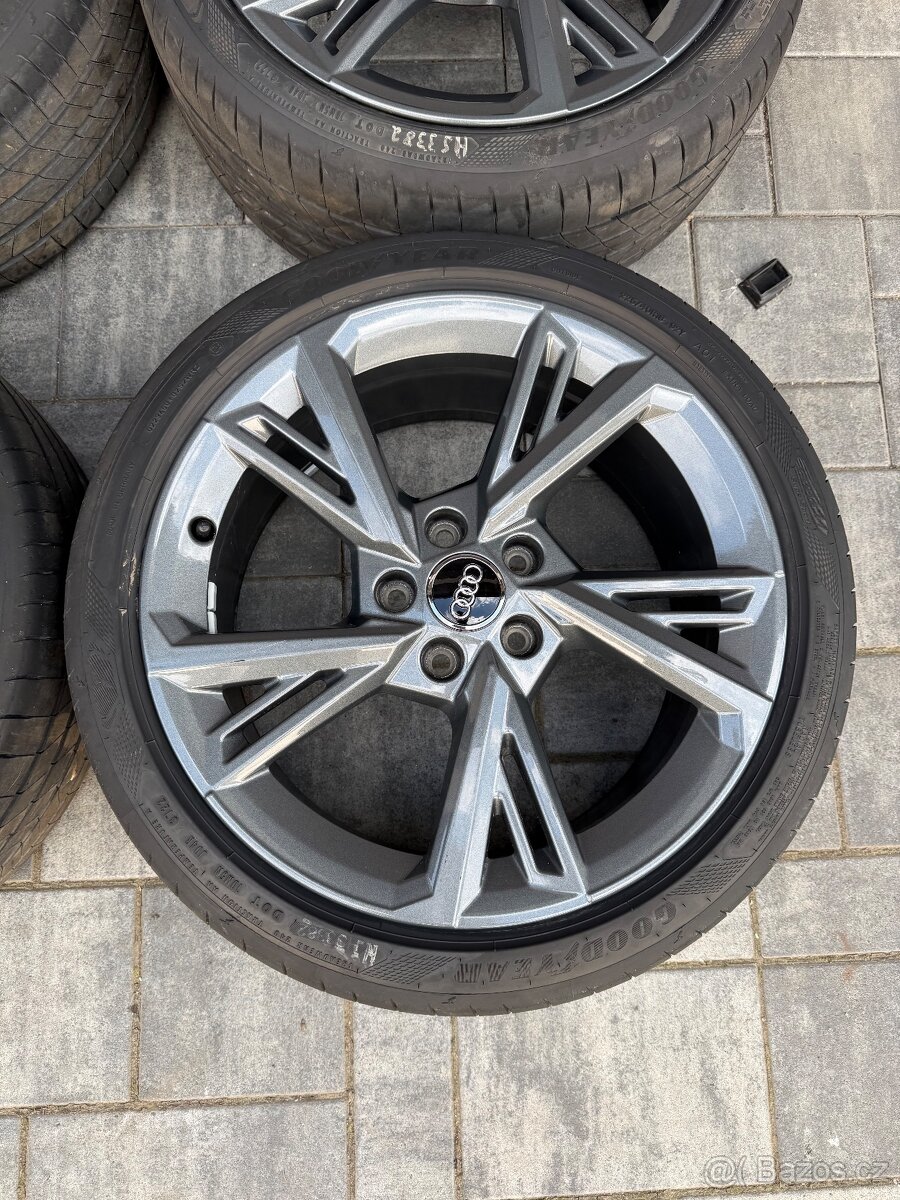 Audi a3, golf, octavia r18 225/40 letni - 13