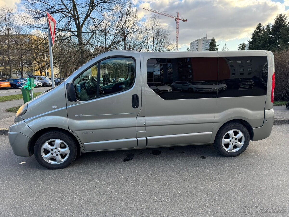 Renault Trafic - 13