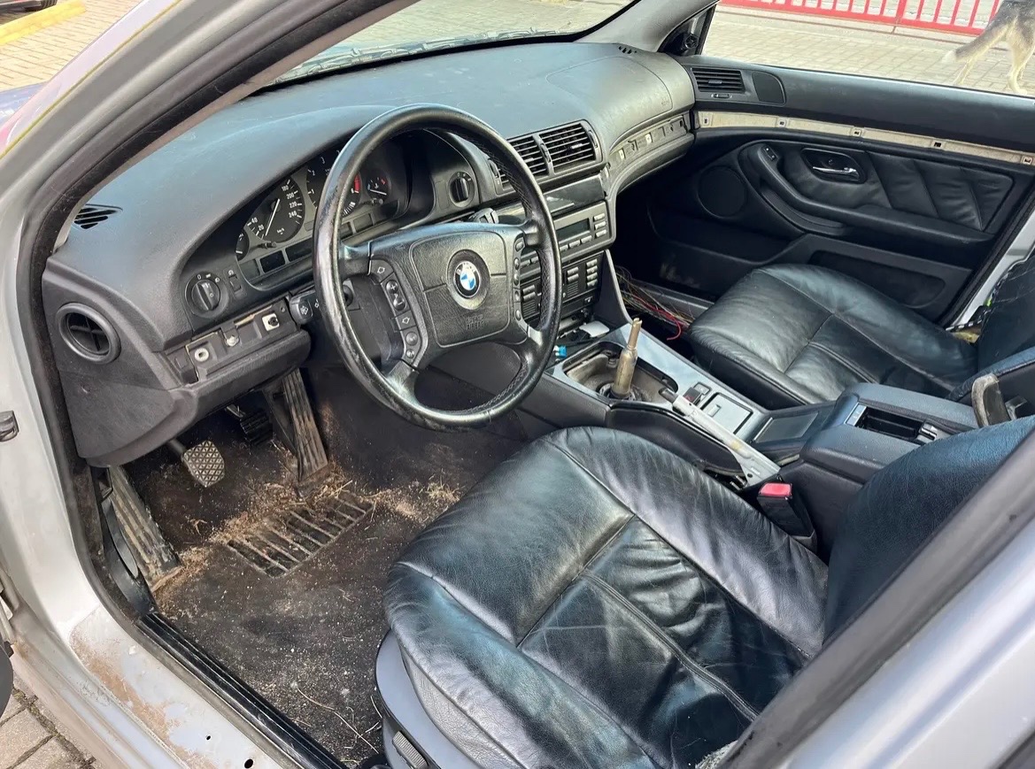 BMW e39 525d titansilber 2000 - 13