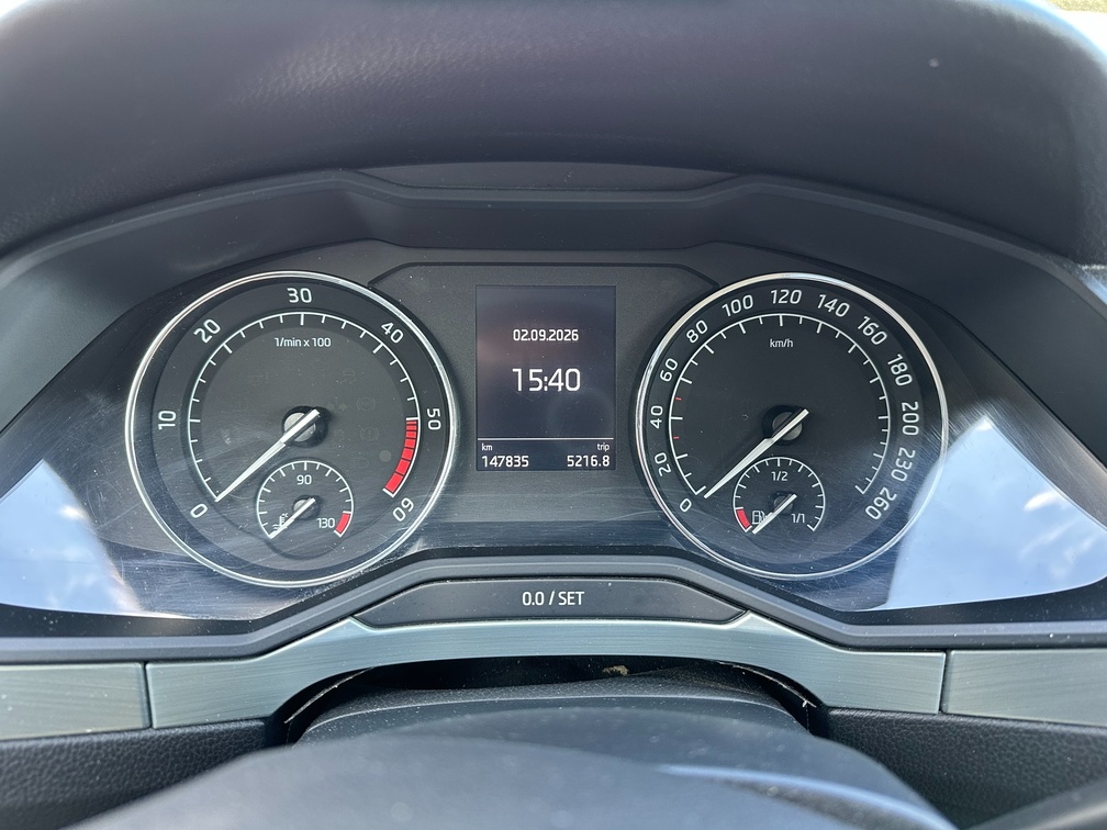 Skoda Superb 2017 - 13