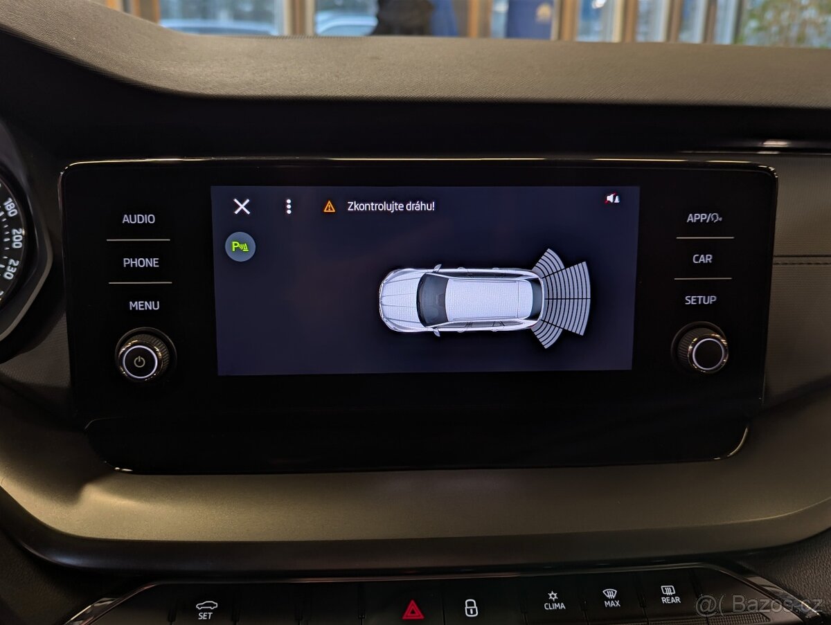 Škoda Octavia 1.5 TSi 110kW LED, LANE, DPH - 13