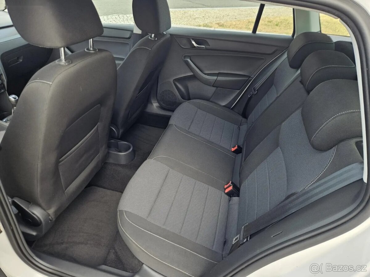Škoda Rapid, 1.4tdi 66kw, SPLÁTKY - 13