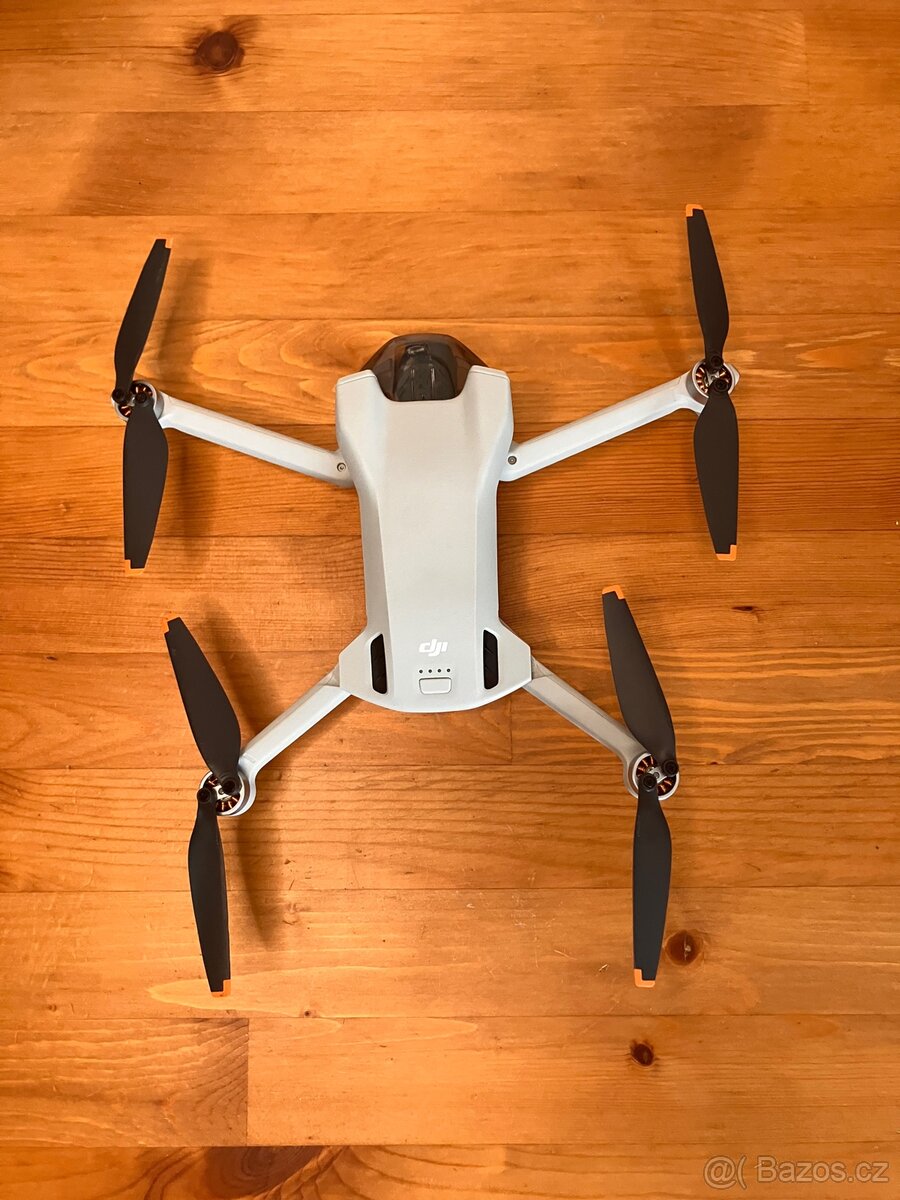 Dron DJI 3 mini - 13