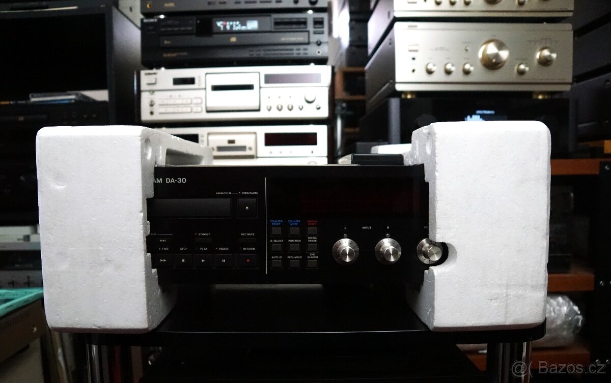 TASCAM DA 30 Digital Audio Tape Deck - jako nový, záruka - 13