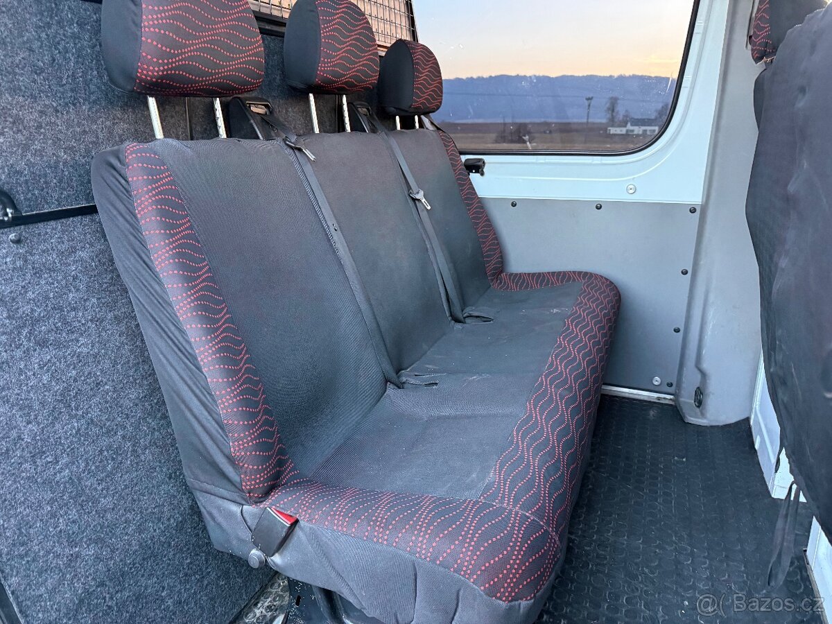MB Sprinter 516 4x4 dílna + 6 místné - 13