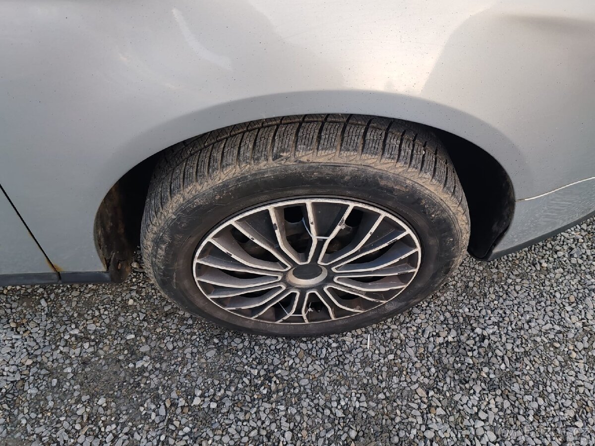 Volkswagen Passat
1.9 TDI - 13