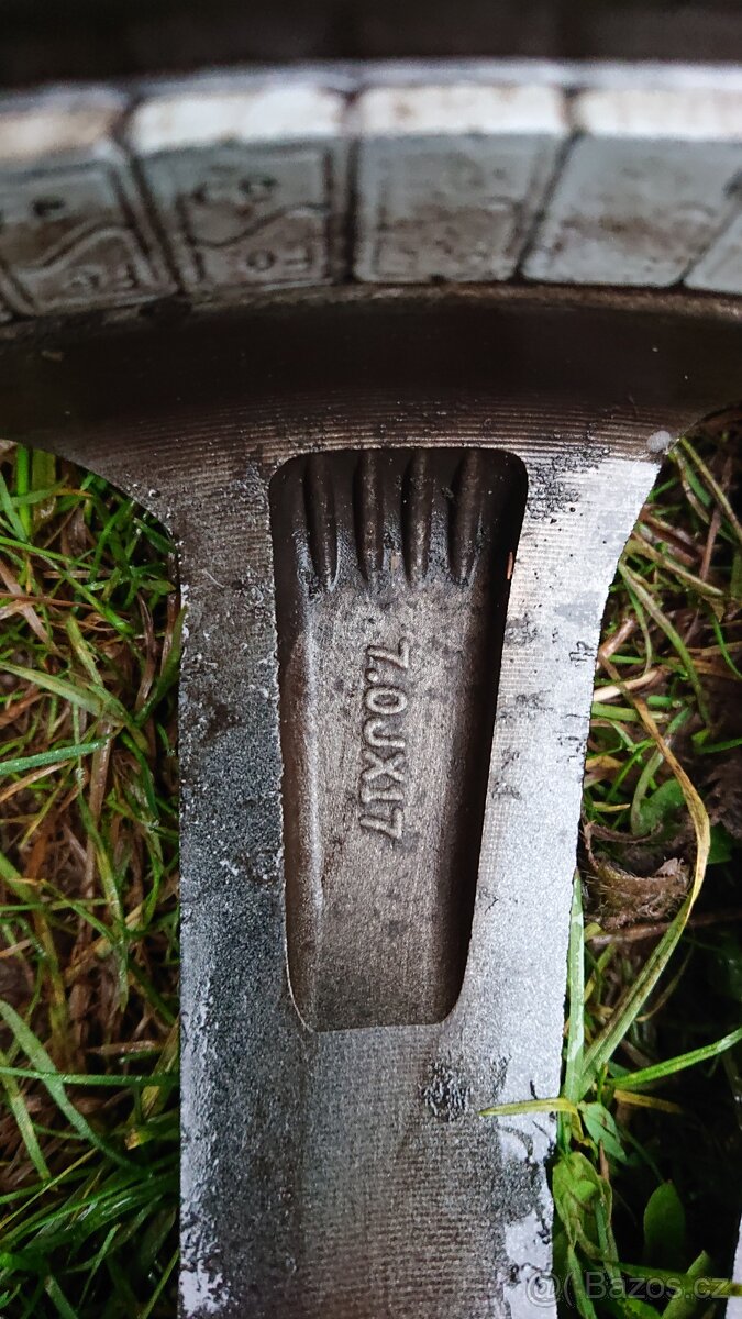 Hyundai i30 ALU 17 x 7 - 13