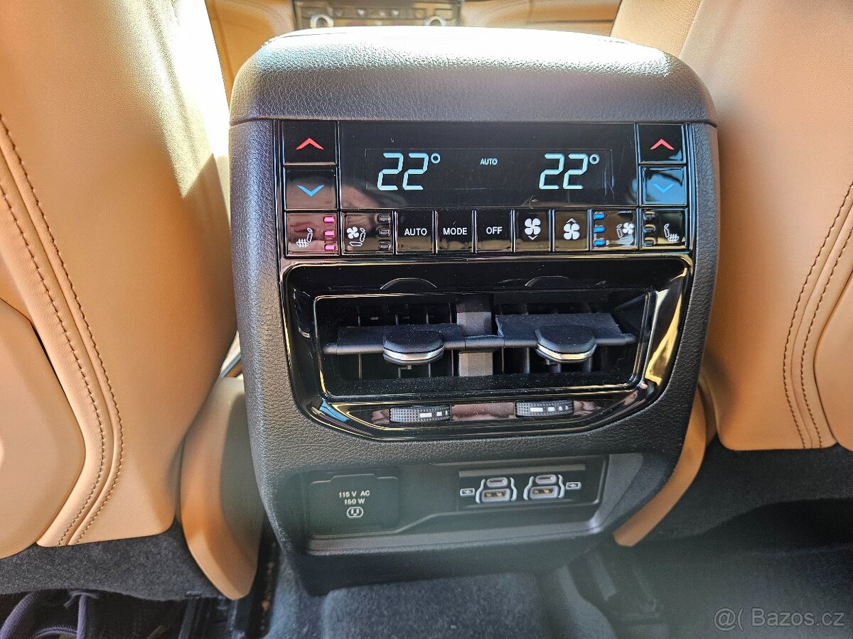 Jeep Grand Cherokee Summit Reserve L - 13