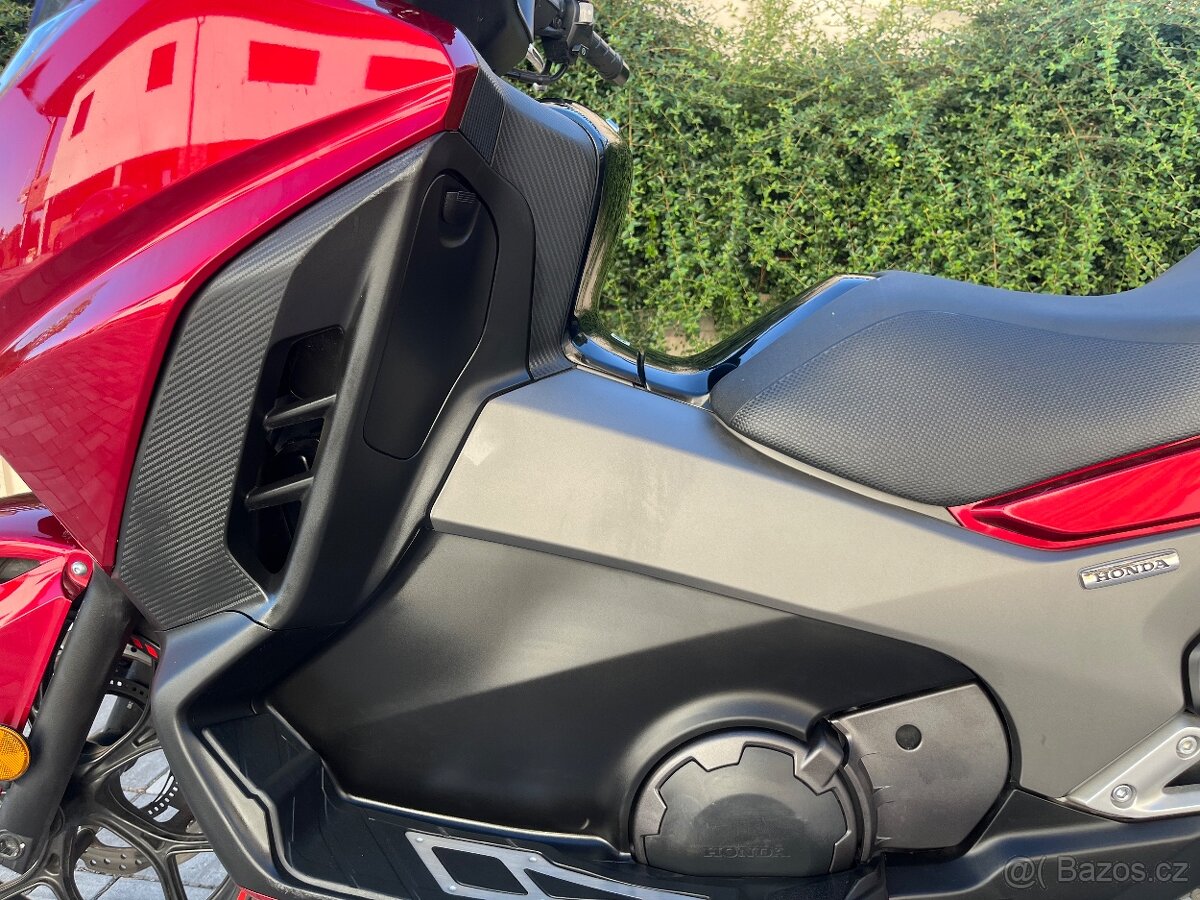 Honda Integra 750 - 13
