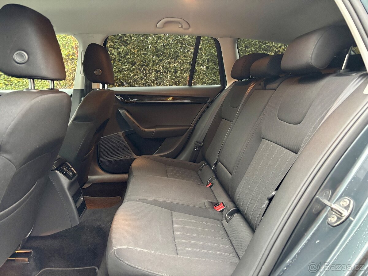 Škoda Octavia 1.5 TSI 114 000km STYLE - 13