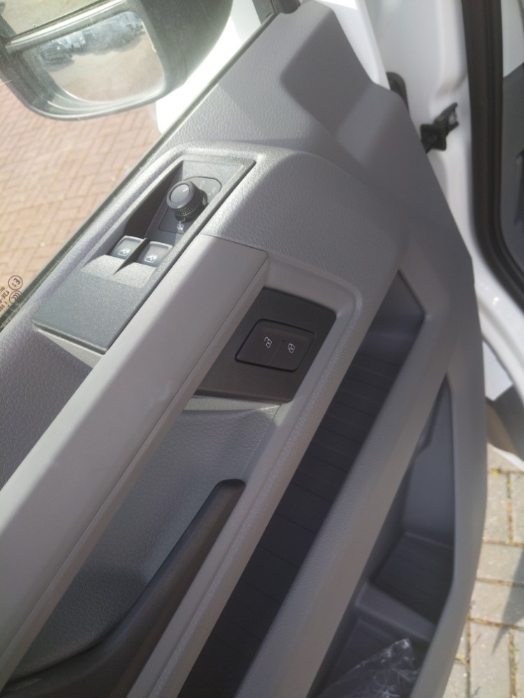 Volkswagen Crafter - 13