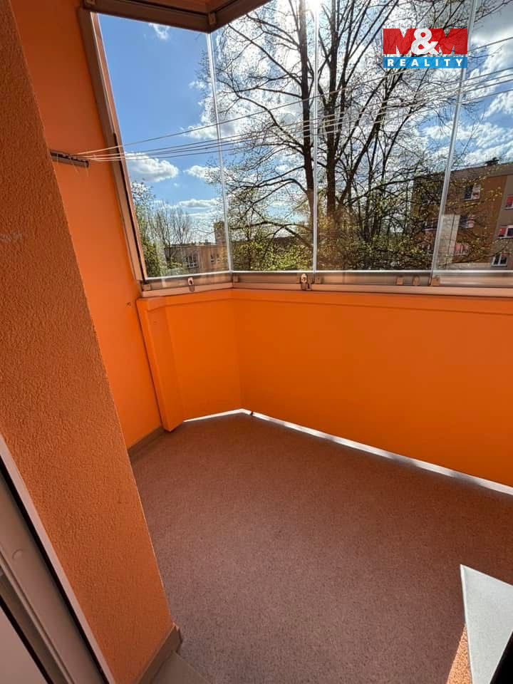 Prodej bytu 3+1, 57 m², Karviná, ul. Sovova - 13