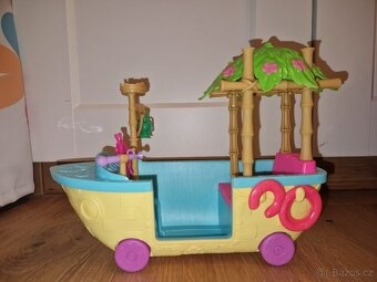 Enchantimals jelení dům + panenky + loď - 13