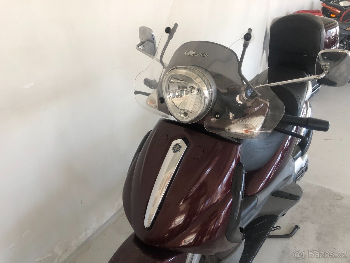 Piaggio Beverly 500 - 13
