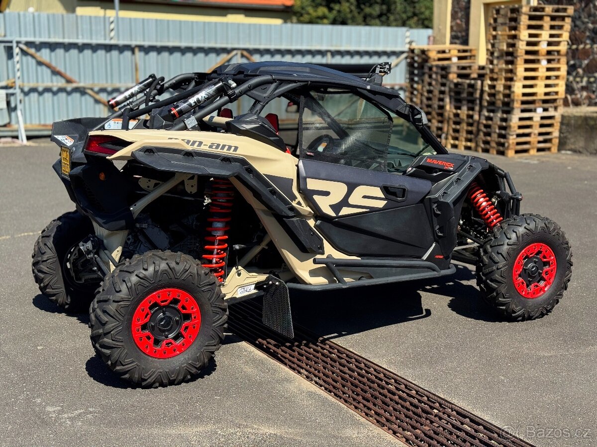 CAN-AM Maverick XRS TURBO RR - 13