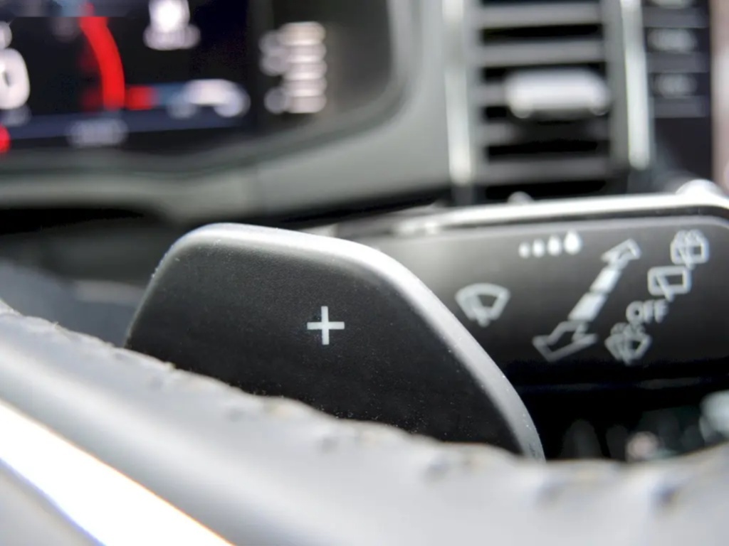 Škoda Karoq, 1.5TSI 110kW DSG Style Plus - 13