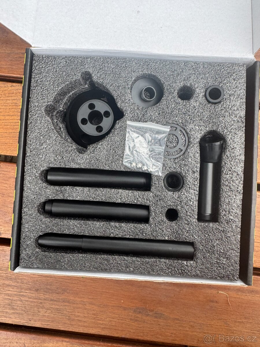 Prodám vodní dýmku Vyro Versa Black s kompletním příslušenst - 13