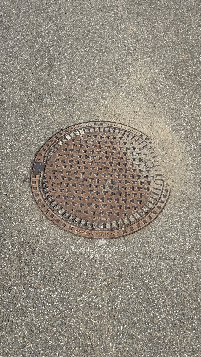 Prodej stavebního pozemku 939 m², Kouřim, ev.č. 00917 - 13