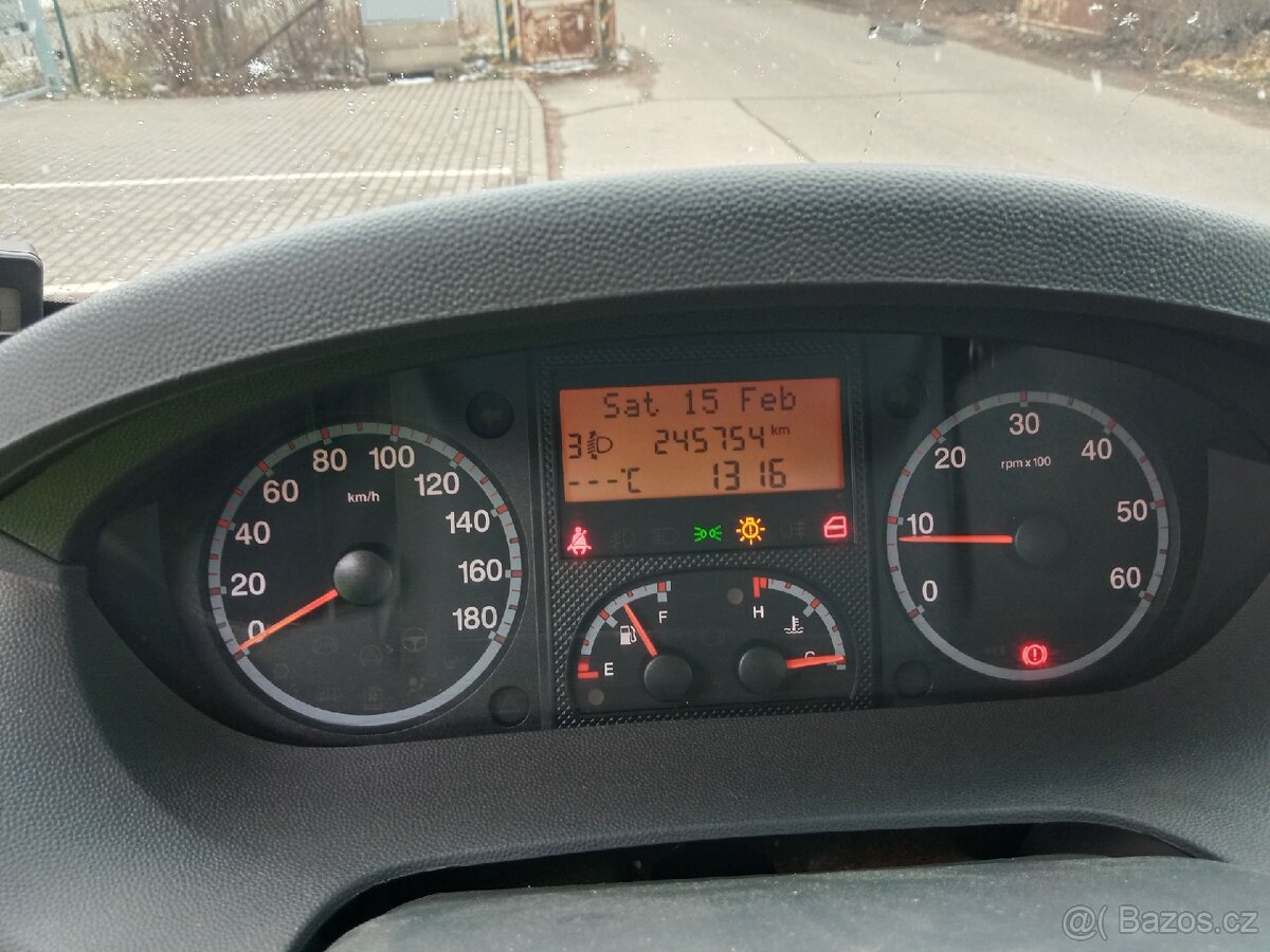 Peugeot boxer 3.0 HDI 2011 skříň - 13