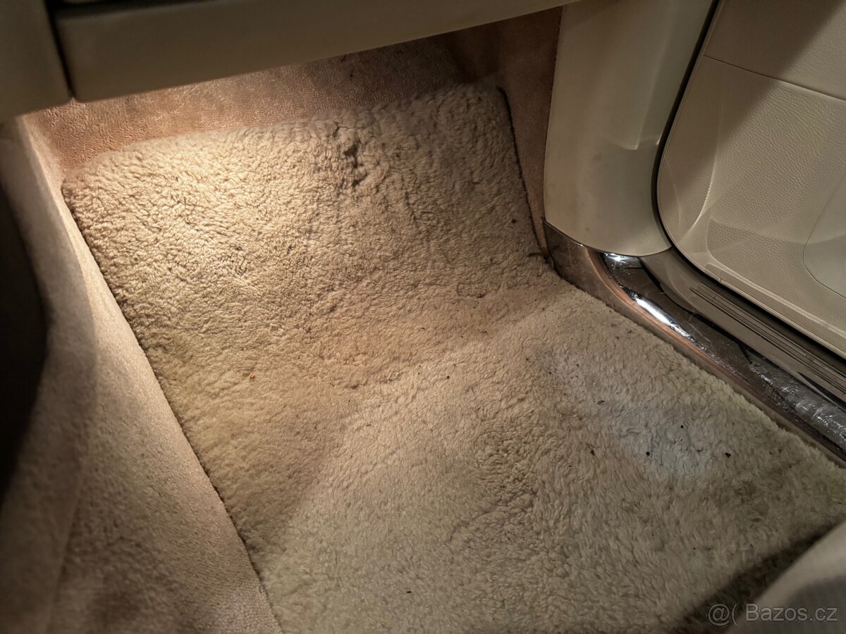 Rolls Royce Ghost plná výbava - 13