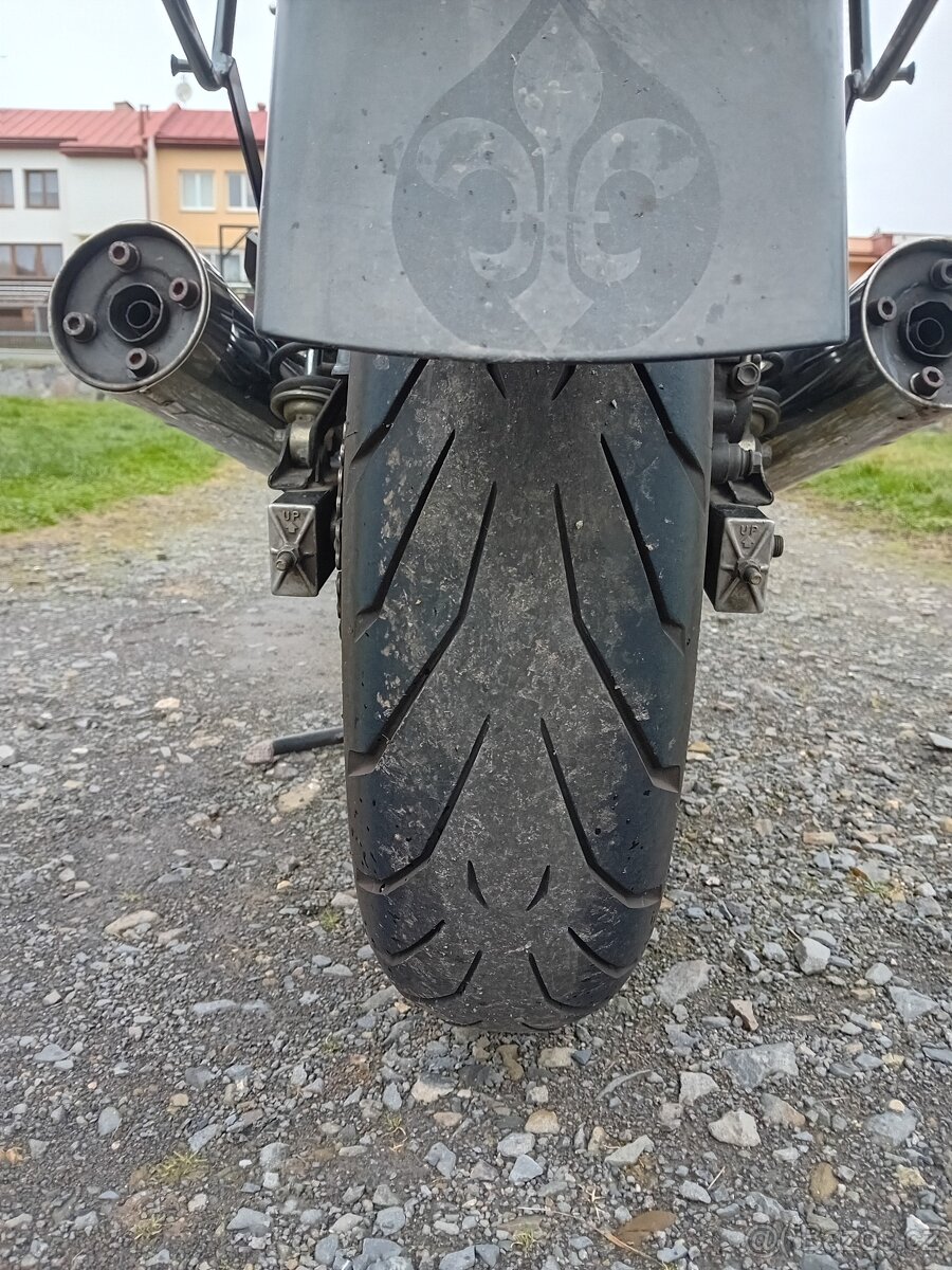 Honda cb 750 - 13