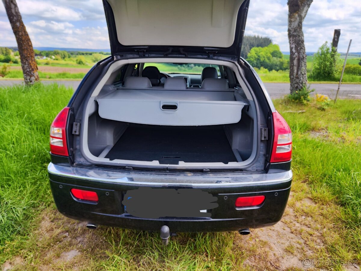 Chrysler 300C CRD SRT Kombi - 13