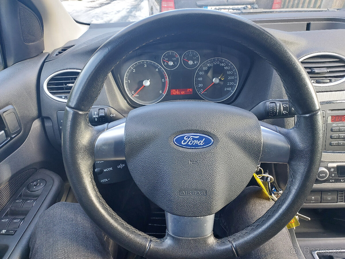 Ford Focus 1.6 TDCI na náhradní díly - 13