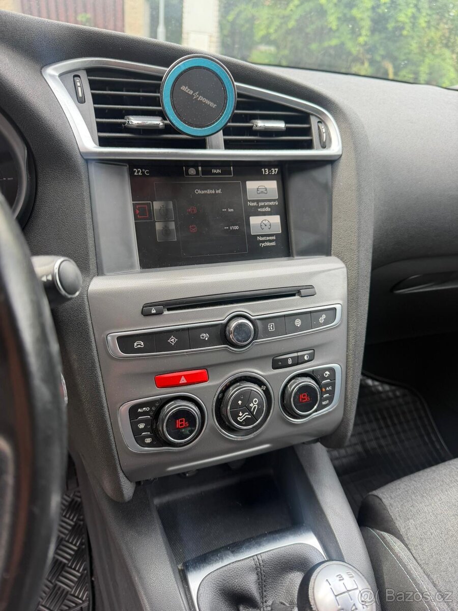 Citroën C4 1.6 HDi 75 kW 2016 NAVIGACE PARK.ASISTENT - 13