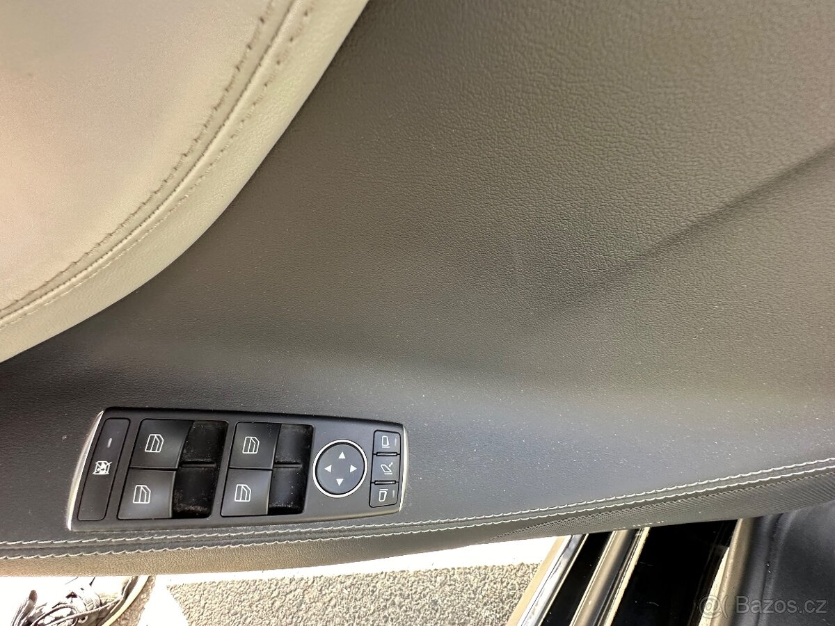 Tesla Model S P85 (2014) nabíjení zdarma - 13