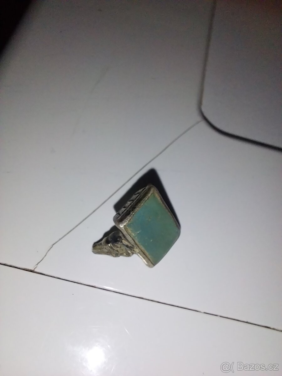 Nálezy na polích-naušnice,prsteny svátosky aj. - 13