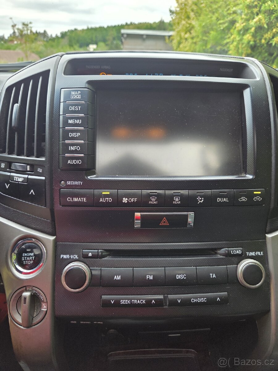 Toyota landcruiser 200 V8 - 13