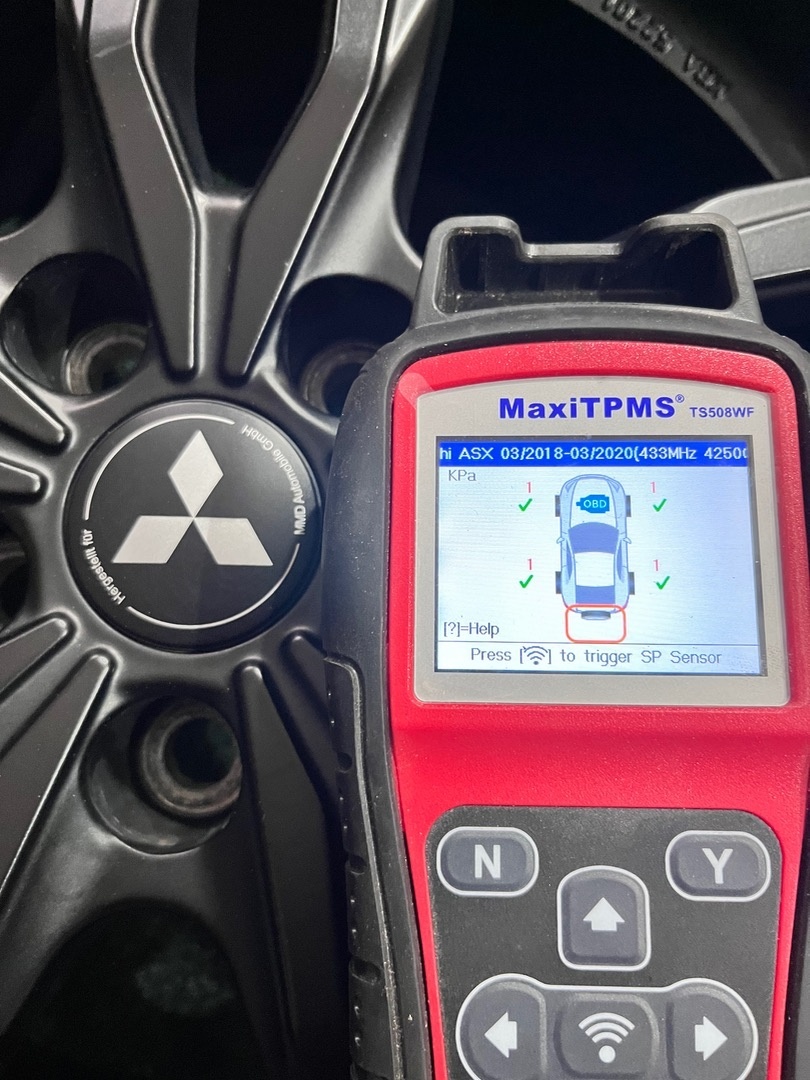 R17 Originál Alu Mitsubishi Outlander / Eclipse - ET 38 - 13