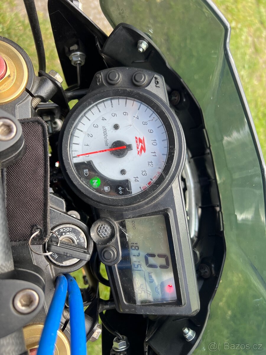 Suzuki GSX-R 1000 K3 - 13