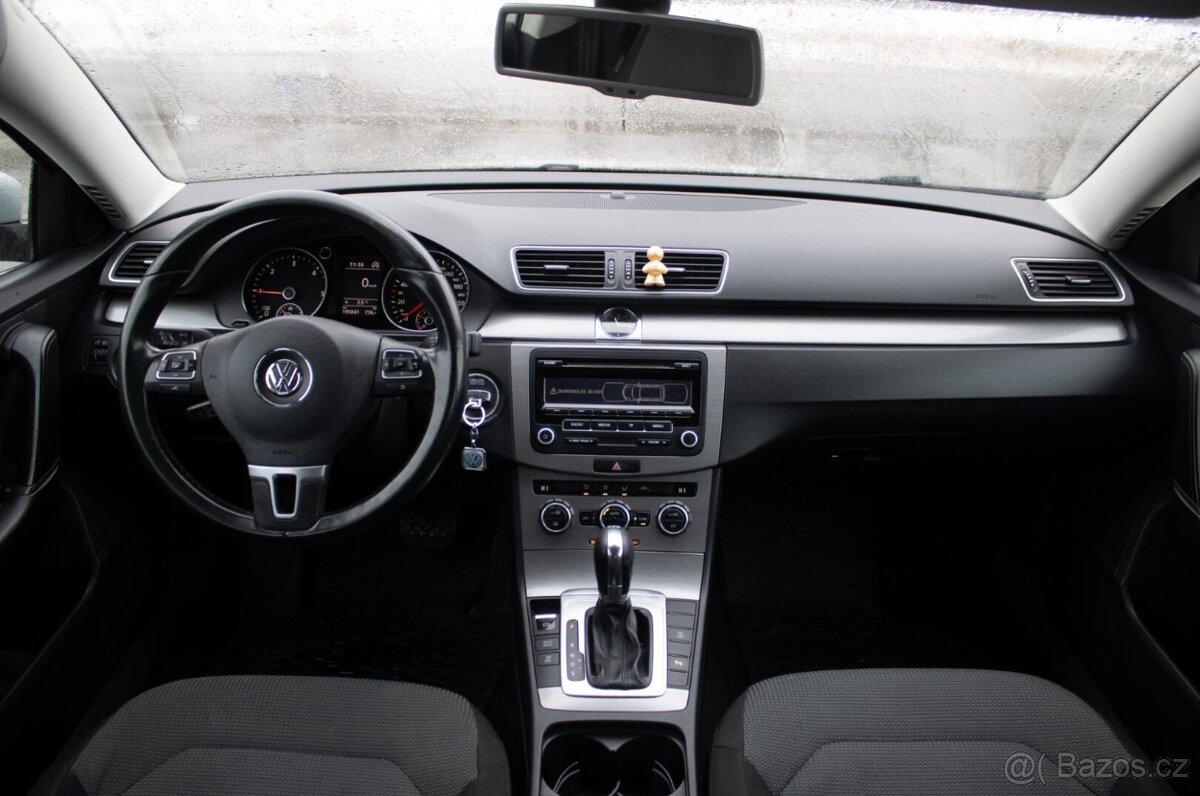 Volkswagen Passat Variant - 13