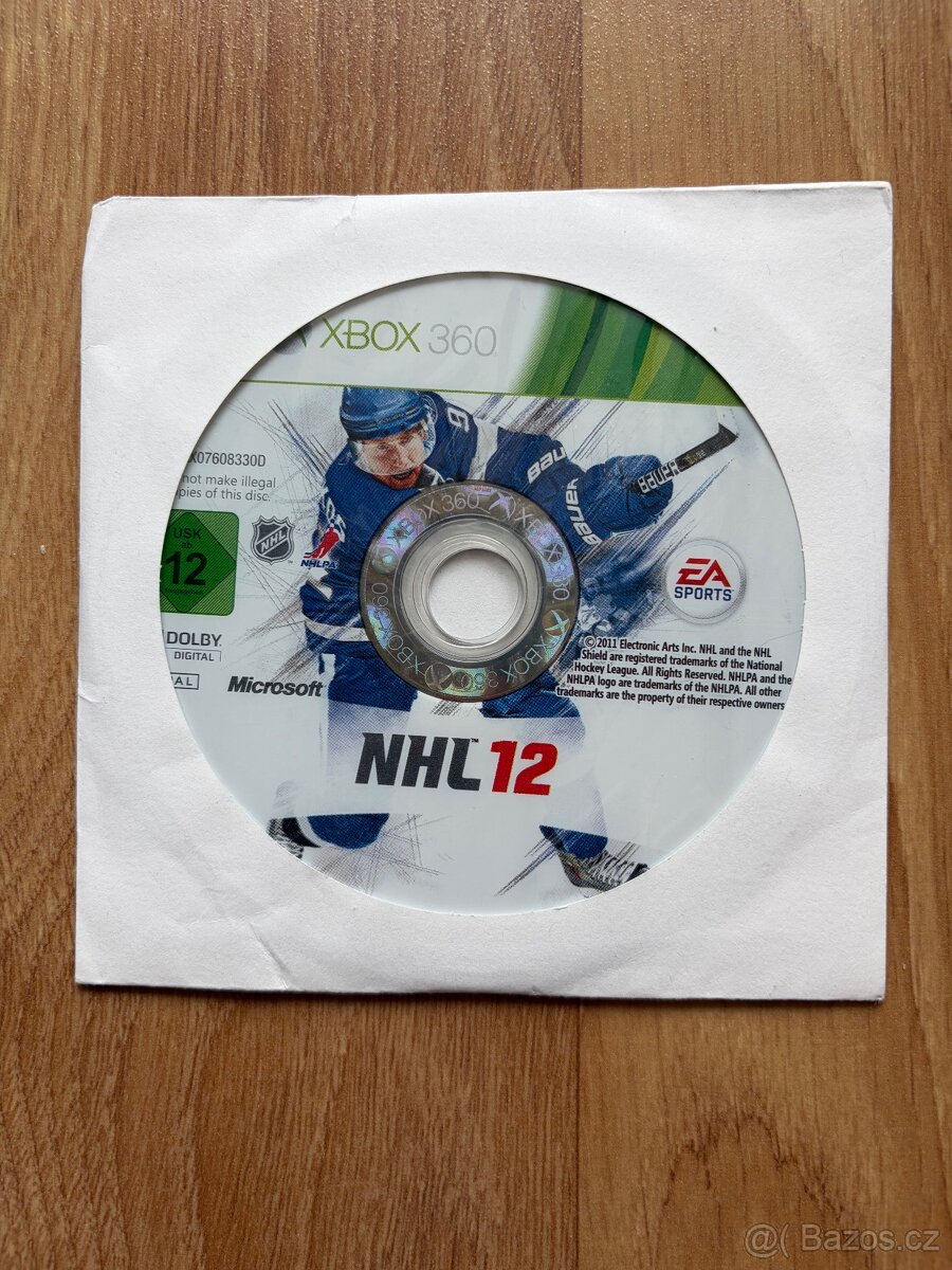 Xbox 360 + ovladače - 13