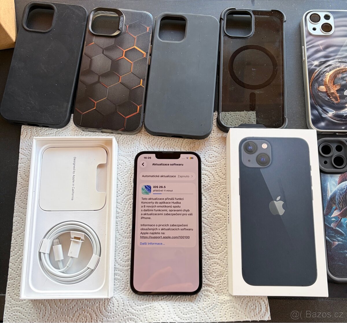 Apple IPhone 13, 128 gb, modrá - 13