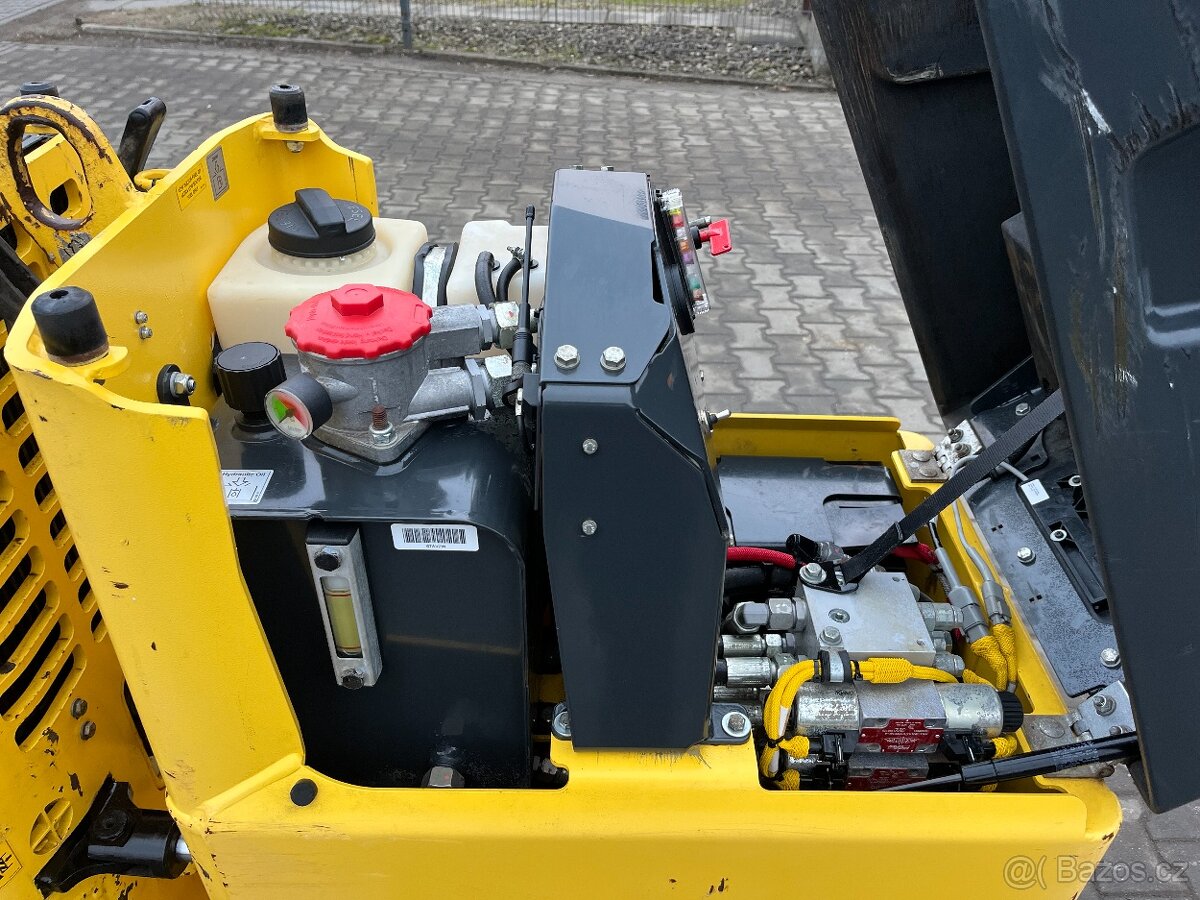 Vibrační válec jezkovy Bomag BMP 8500, 405mth, Wacker Neuson - 13