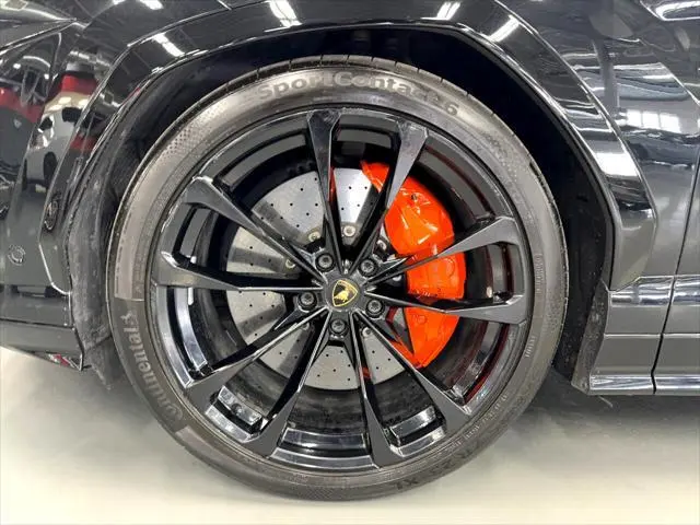 2020 Lamborghini Urus AWD - 13