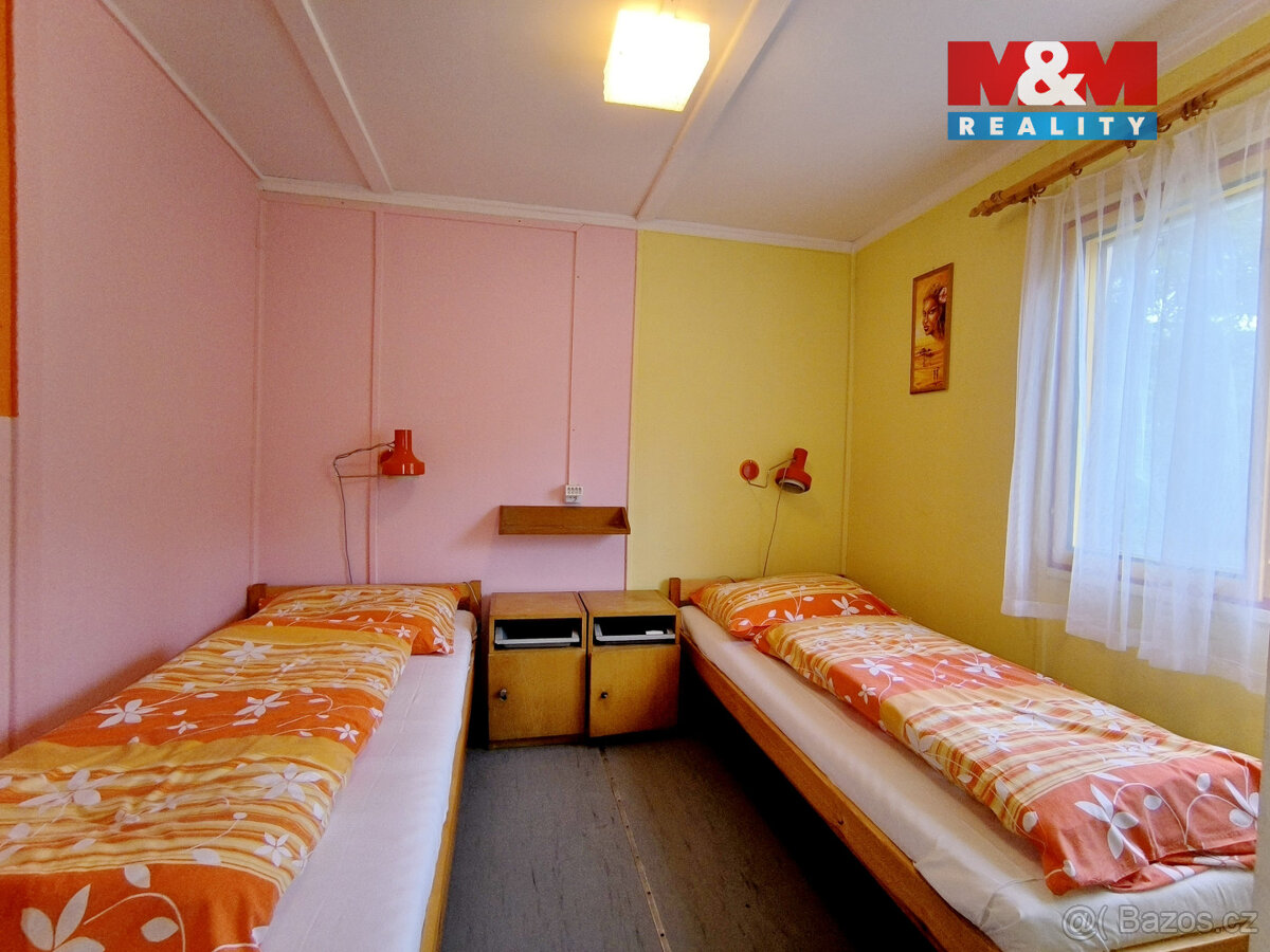 Prodej chaty, 26284 m², Pojbuky - 13