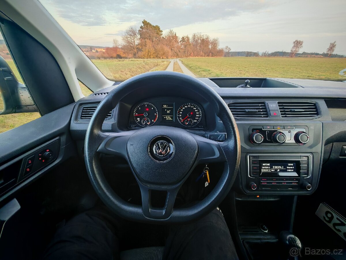 Vw Caddy 2.0 tdi, klima, tažné, dovoz. - 13