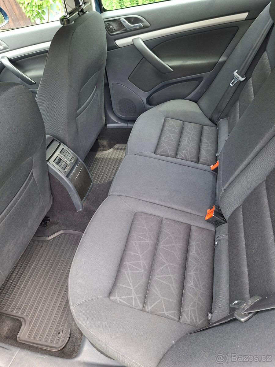 ŠKODA OCTAVIA 1.2TSI AMBIENTE - 13