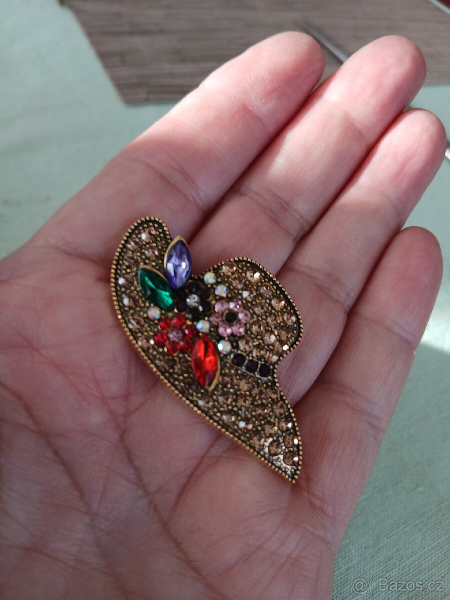 Mix bižuterie brože - 13