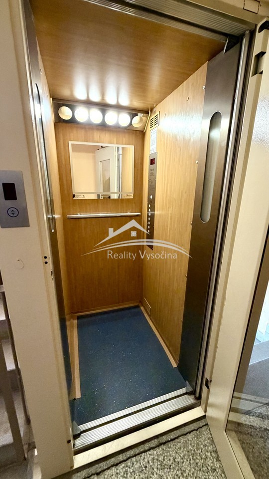 Pěkný byt 3+1 Žďár nad Sázavou - Haškova ulice - 13