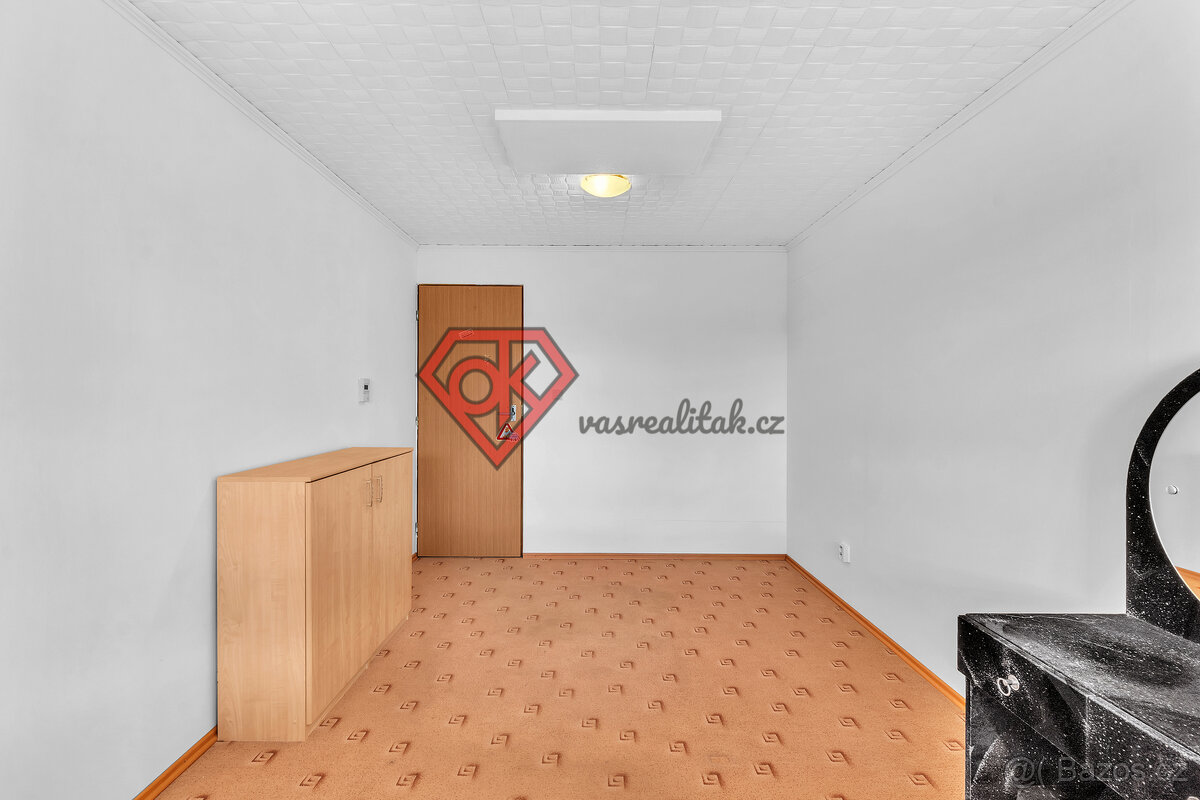 PRODEJ - byt 3+1 v Trnově - 13