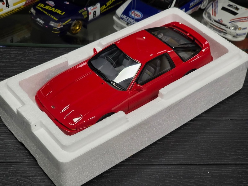 Toyota Supra MK3 1986 1:18 OttoMobile - 13