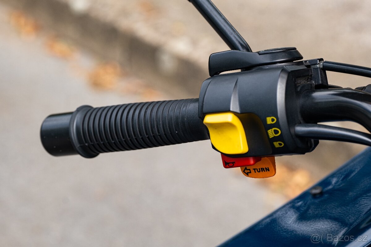 BMW K1 sberatelska rarita - 13