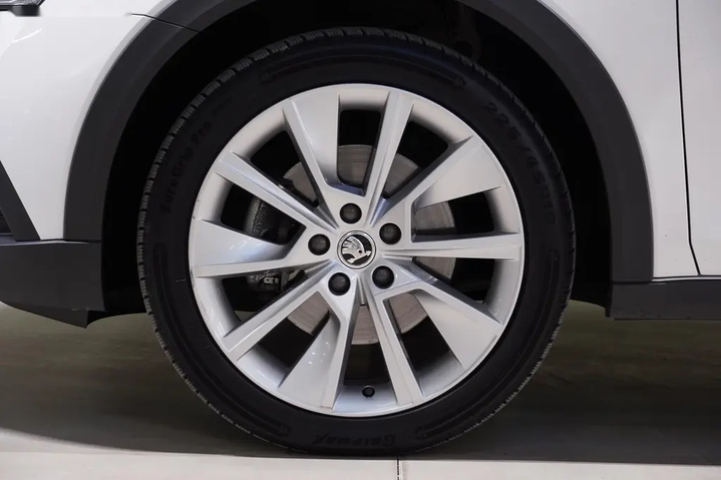 Škoda Octavia, 2.0TDI,SCOUT,4X4,ČR,DPH,TAŽNÉ - 13