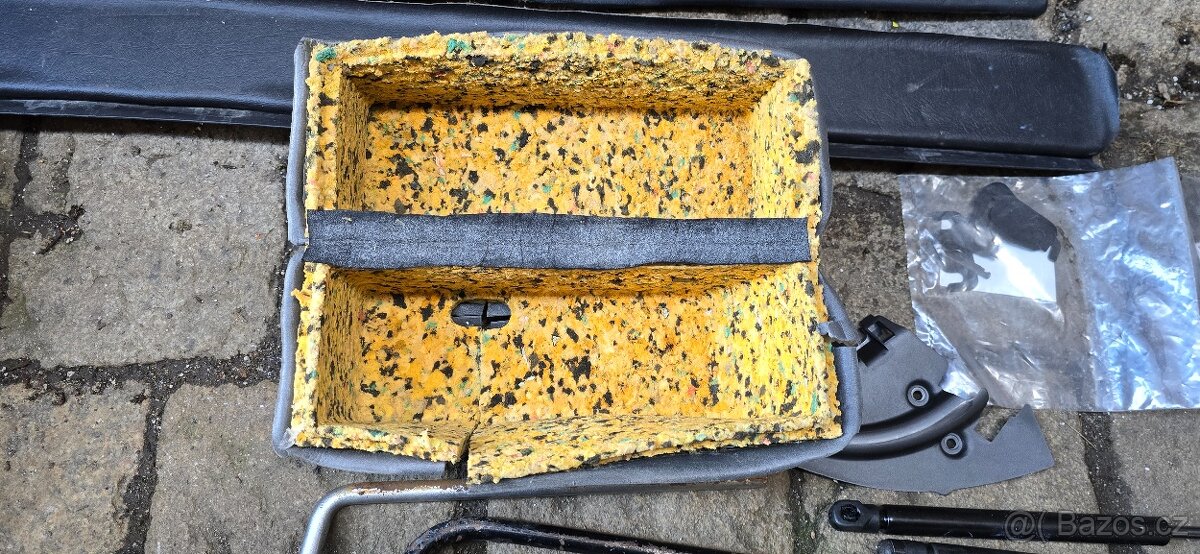 Díly Mercedes SLK 1.generace - 13