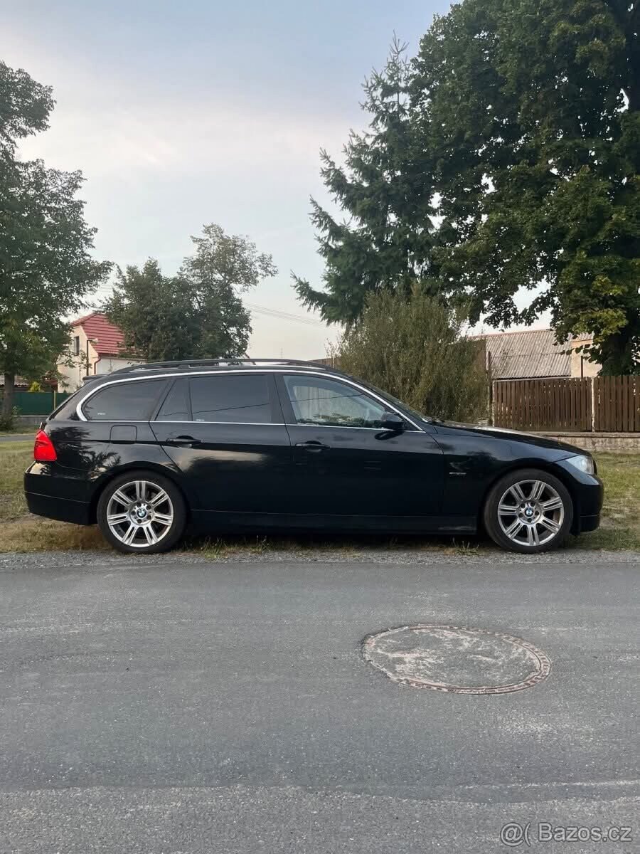 BMW e91 325i - 13